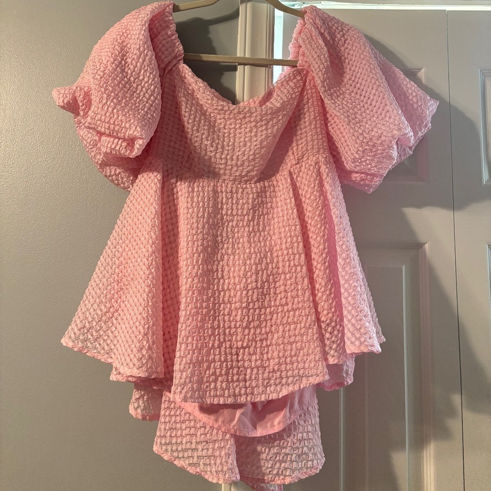 Pink tie back shirt Size L